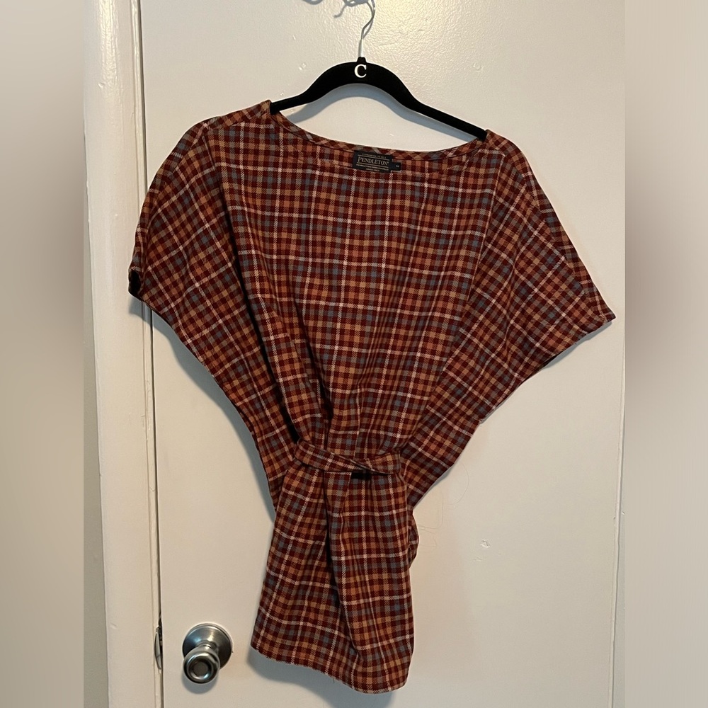 Pendleton Wool Wrap Top | size medium